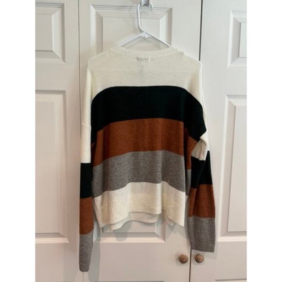 NEW Striped Sweater Color Block Pullover Knit Top- Medium - Picture 4 of 7